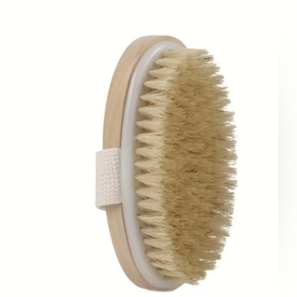 Elle Dry Brushing Body Brush - Picture 2 of 7